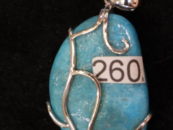 Pendentif galet Turquoise véritable