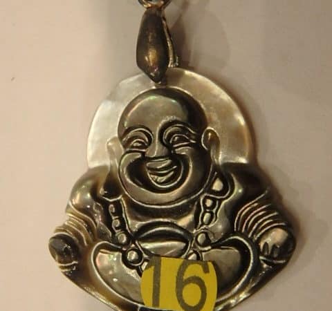 Pendentif-Bouddha-Nacre-