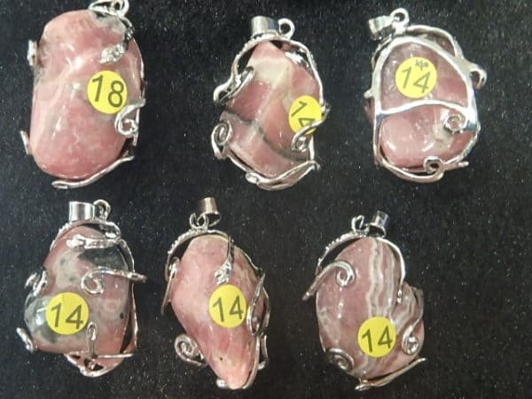 Rhodocrosite pendentif griffe