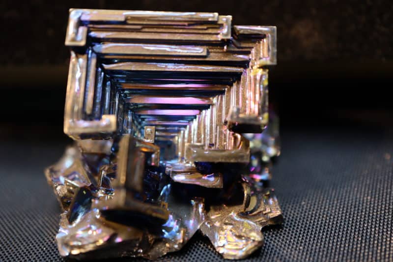 Bismuth de Synthèse