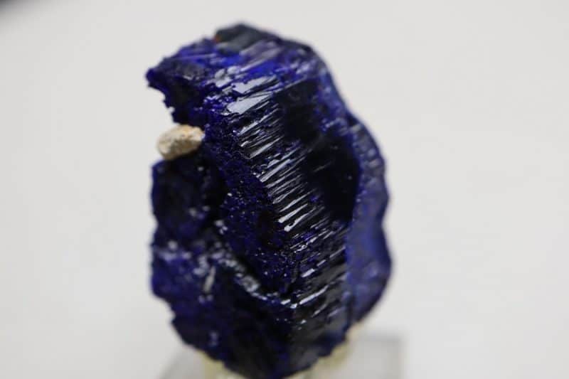 Azurite cristal isolé Maroc