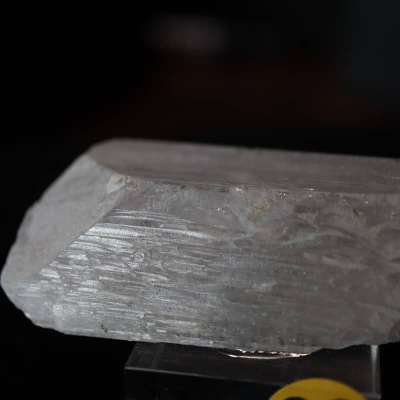 Danburite cristal isolé