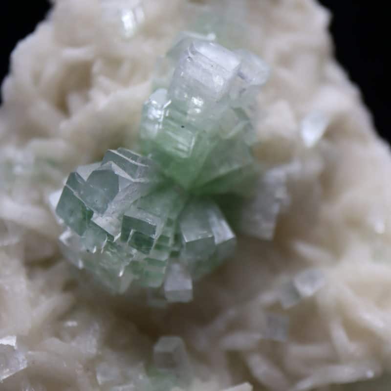 Apophyllite fluorapophyllite