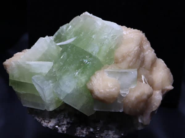 Calcite verte et Stilbite