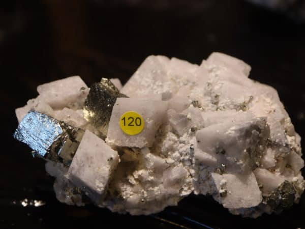 Calcite Pyrite Pérou