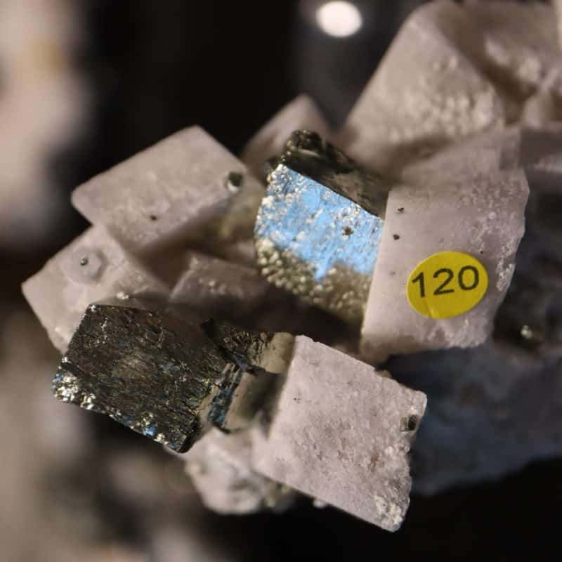 Calcite Pyrite Pérou