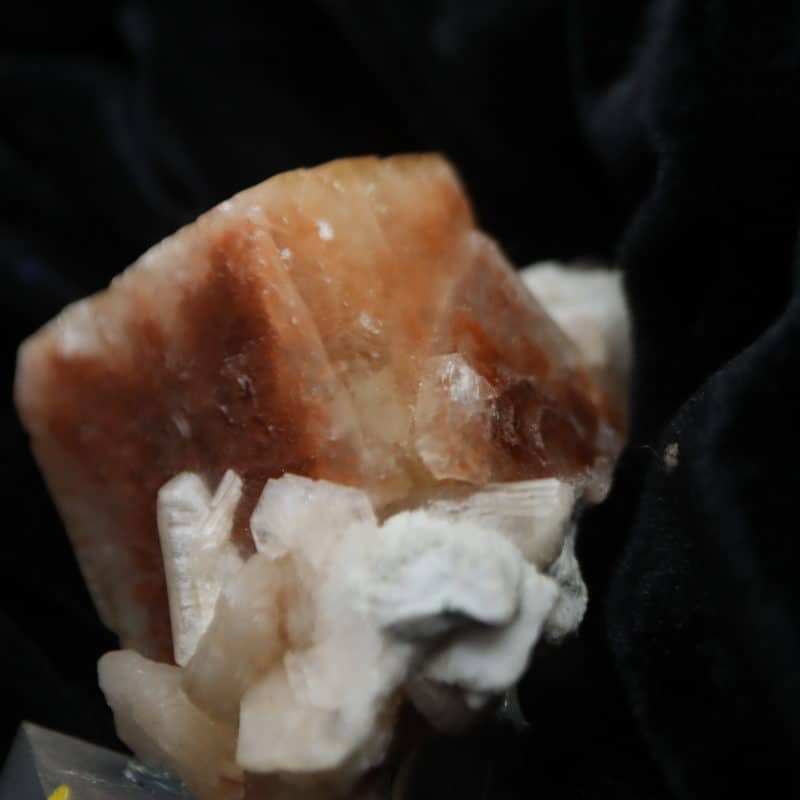 Calcite orange stilbite