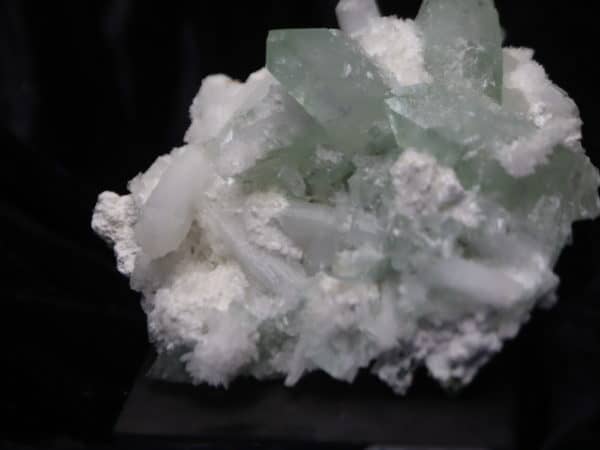 Apophyllite Stilbite Mordénite