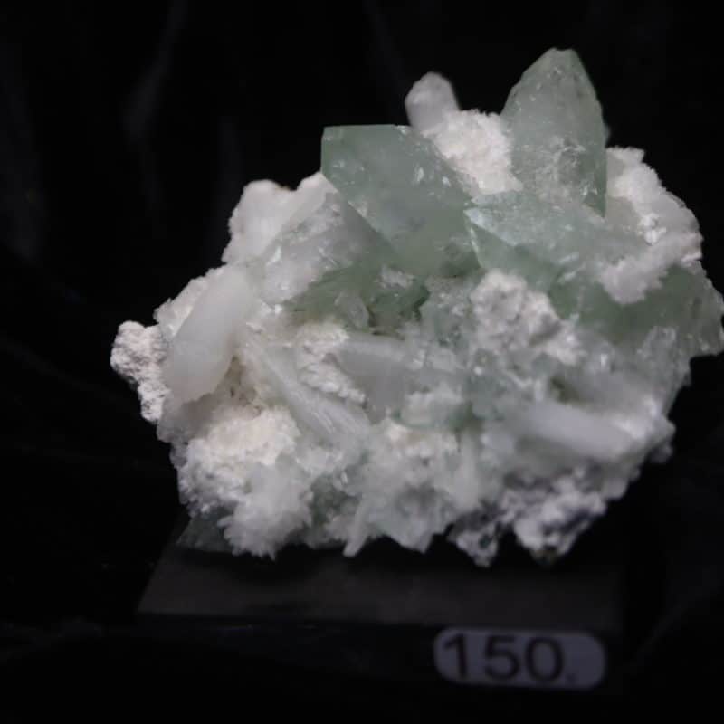 Apophyllite Stilbite Mordénite