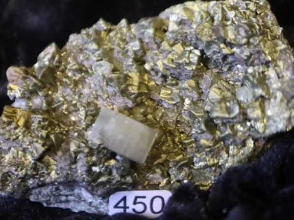 Chalcopyrite Apatite Angaraes