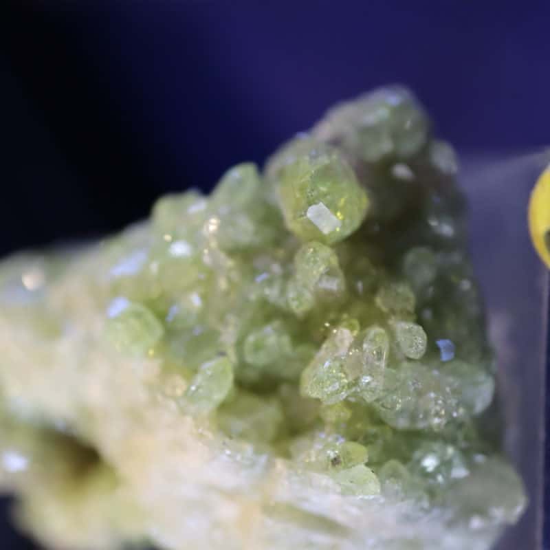 Vésuvianite petit bloc