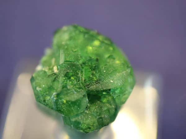 Vésuvianite cristal vert