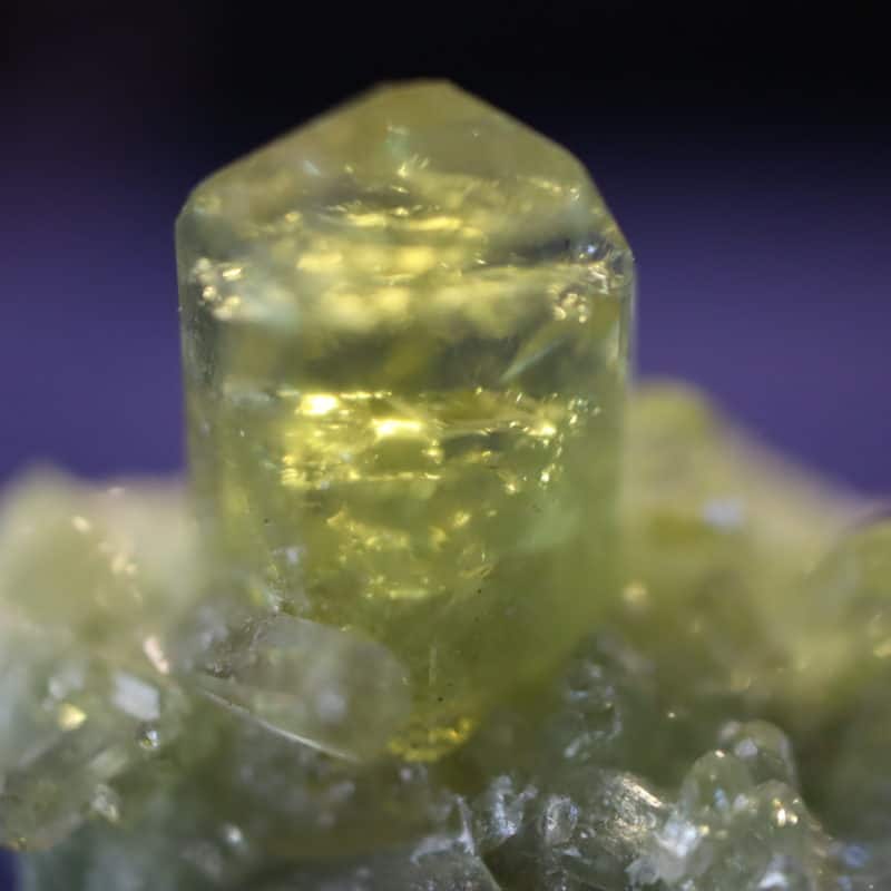 Vésuvianite cristal gemme