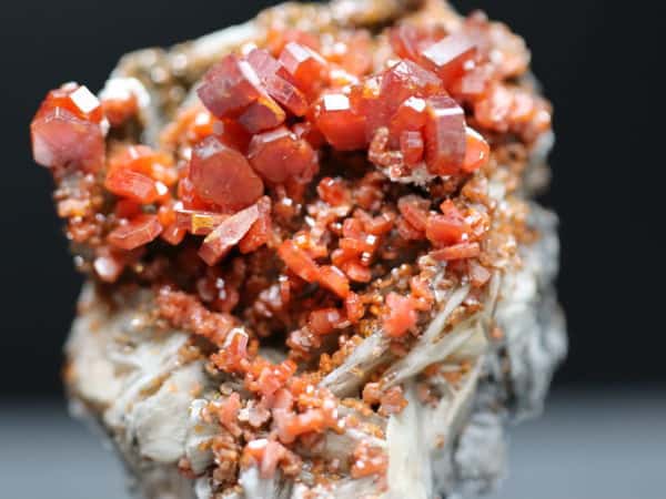 Vanadinite midelt n19