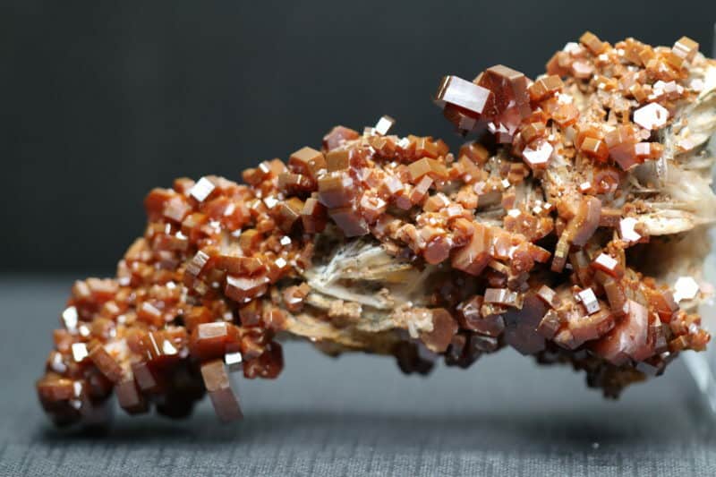 Vanadinite midelt n4