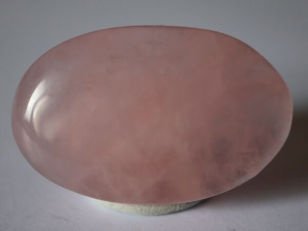 Cabochon Quartz rose