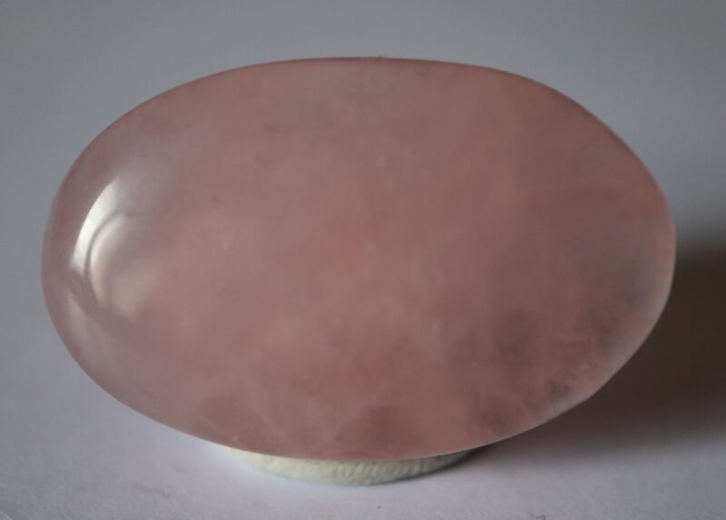 Cabochon Quartz rose