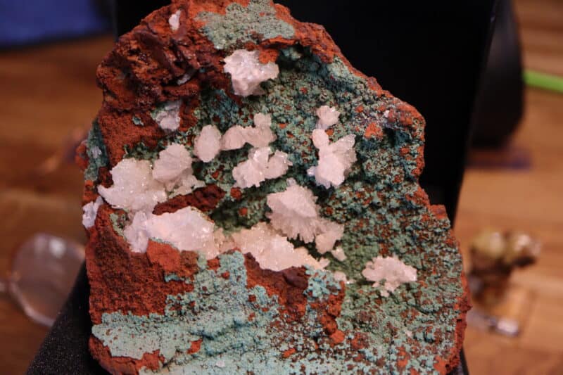 Conichalcite et Hémimorphite