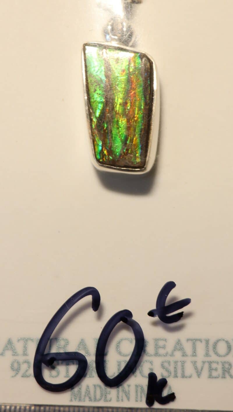 Ammolite opalescente