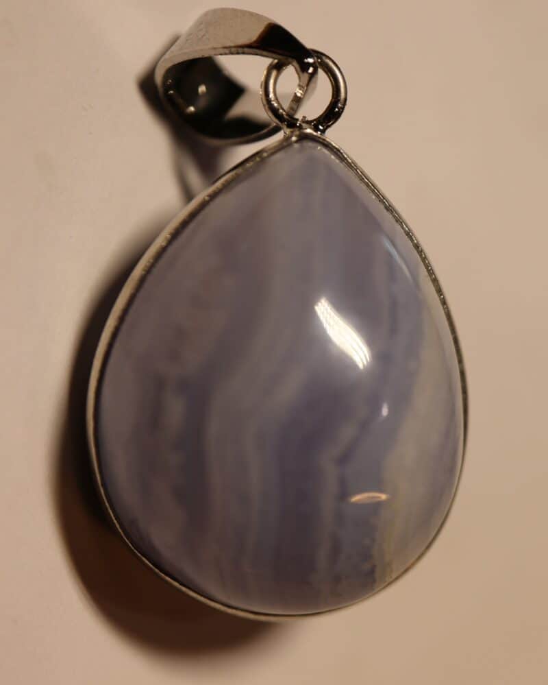 calcédoine bleue pendentif