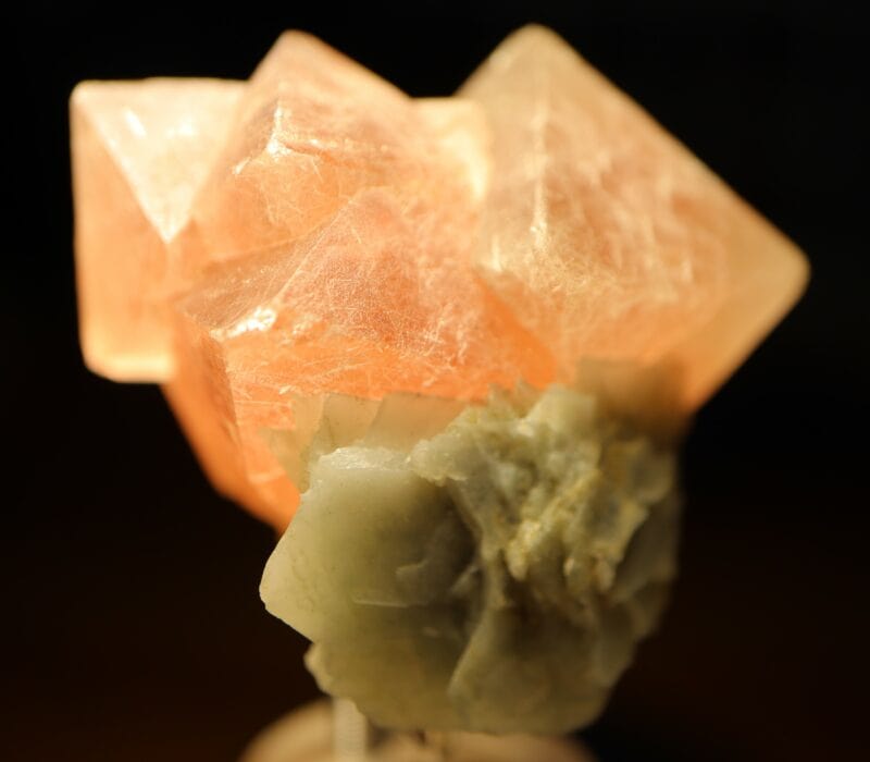 Fluorite rose octaèdre chine