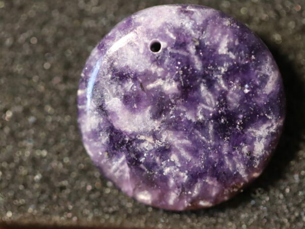 Lépidolite rond