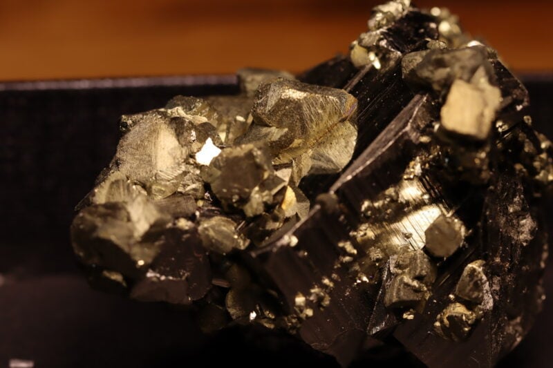 Chalcopyrite sur Pyrite