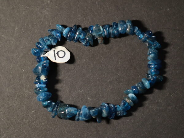 Bracelet Apatite nugget 6x8mm