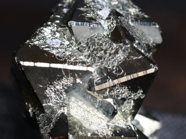 Pyrite cristal octaèdre Pérou