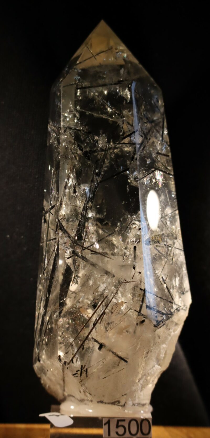 Quartz inclusion Tourmaline