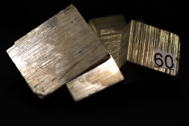 Pyrite fer cubique Andes