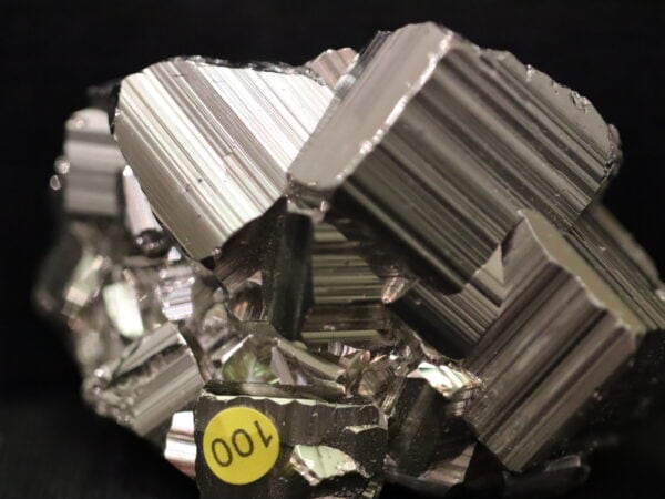 Pyrite cubique Huanuco