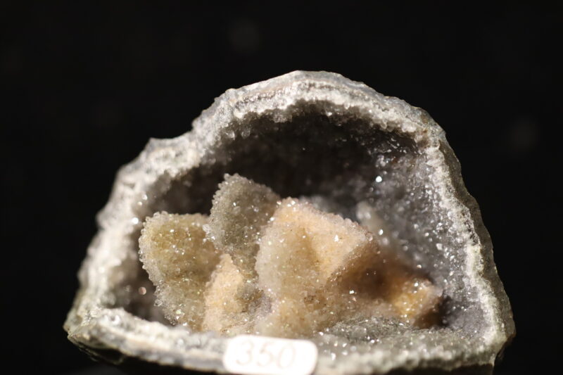 Calcite périmorphose quartz