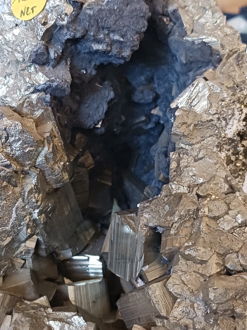 Pyrite Blende rare géode