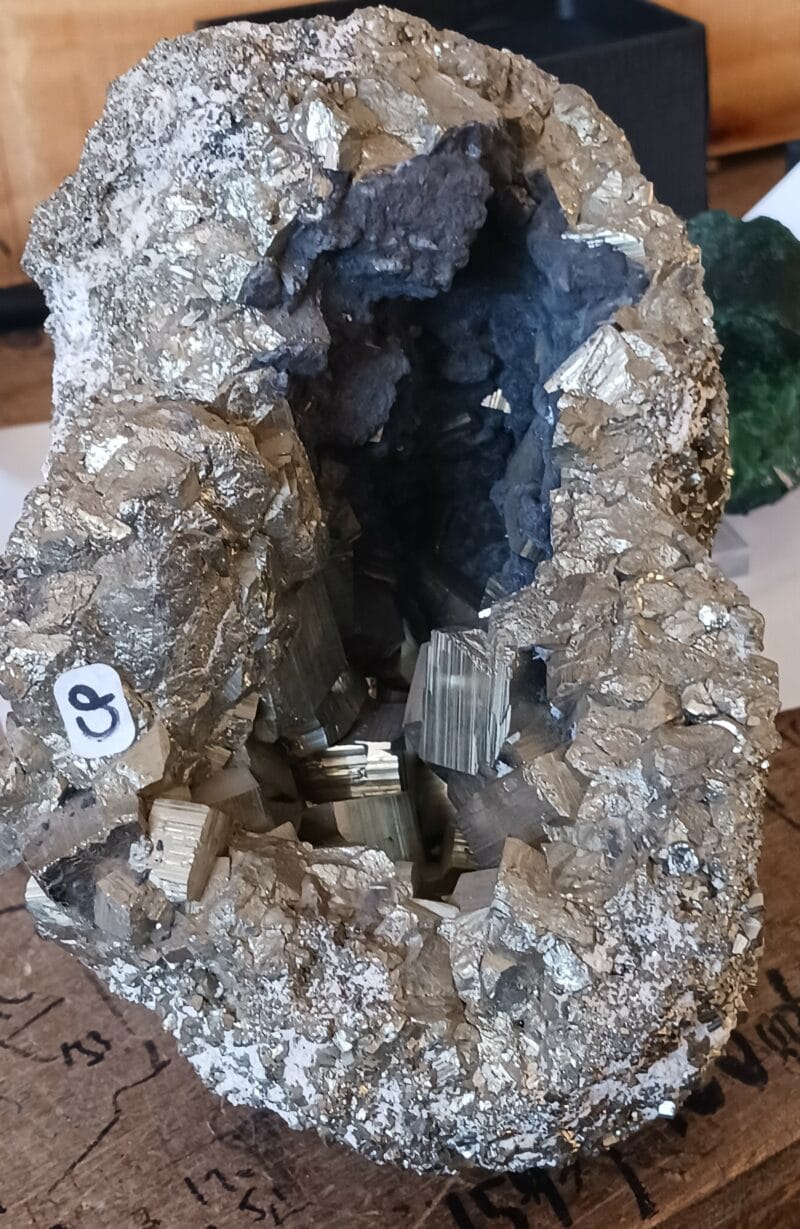 Pyrite Blende rare géode