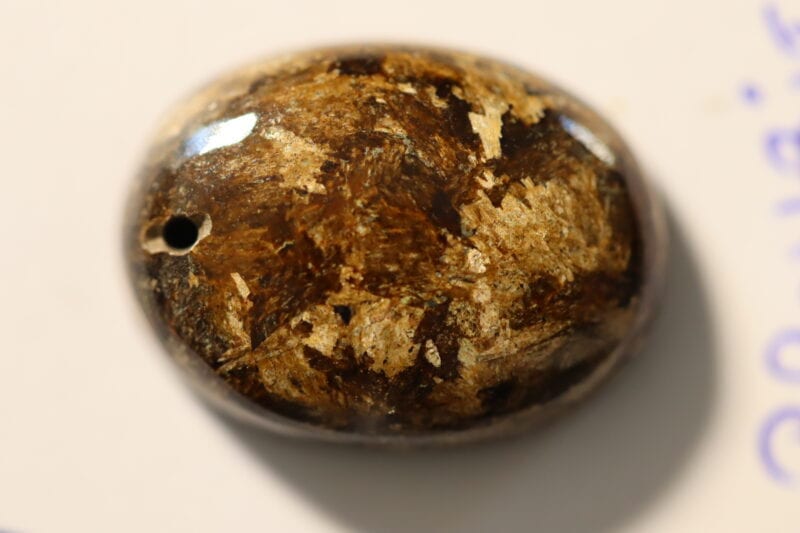 Bronzite ovale1