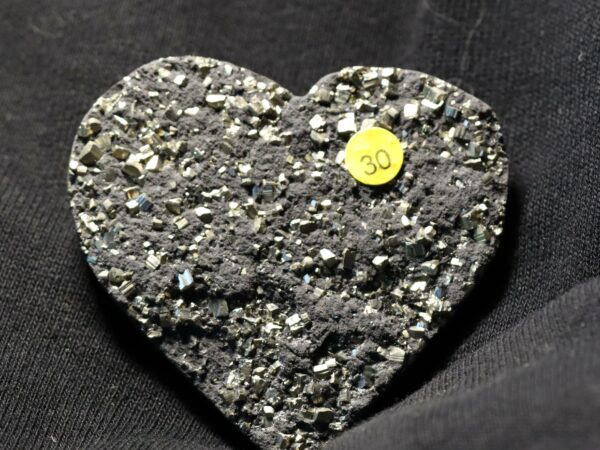 Pyrite et Shungite coeur2