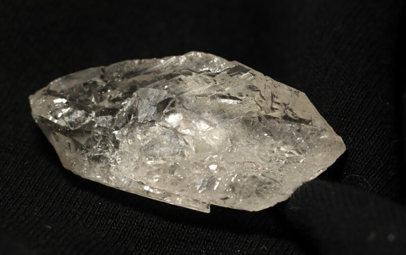 Cristal de quartz naturel biterminé