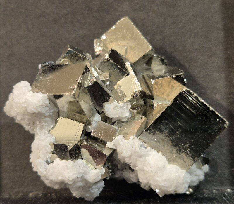 Pyrite et calcite