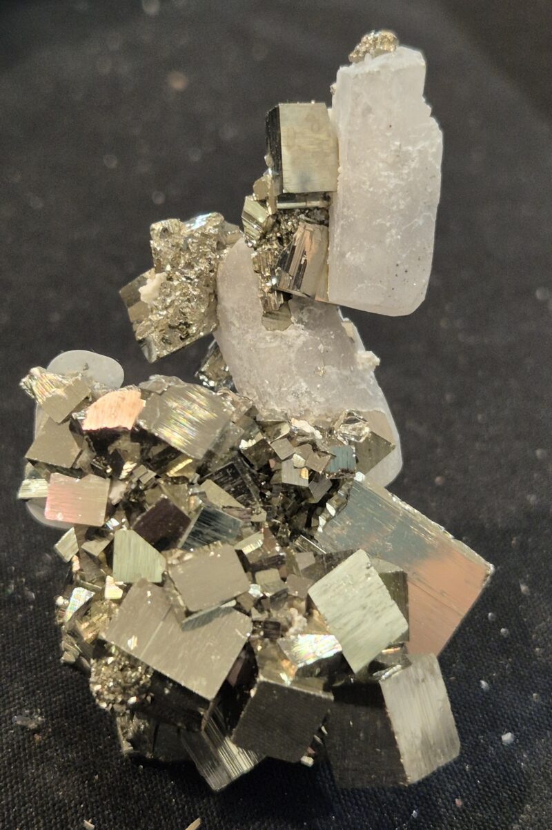 Pyrite et calcite extra