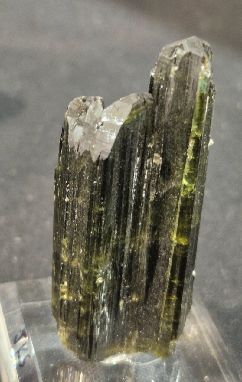 Tourmaline verte cristal