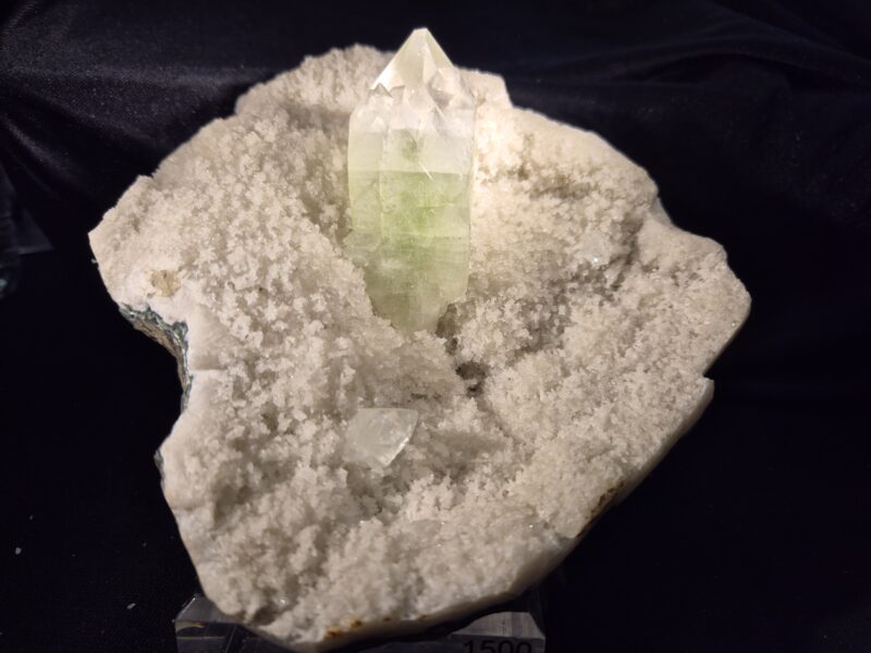 Cristal Apophyllite verte