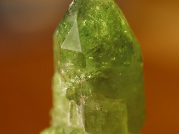 Vésuvianite n10