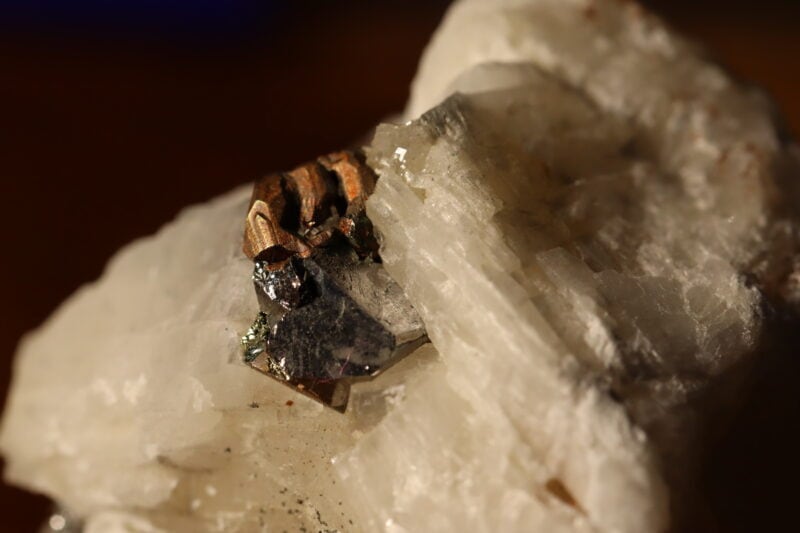 Carrollite et chalcopyrite