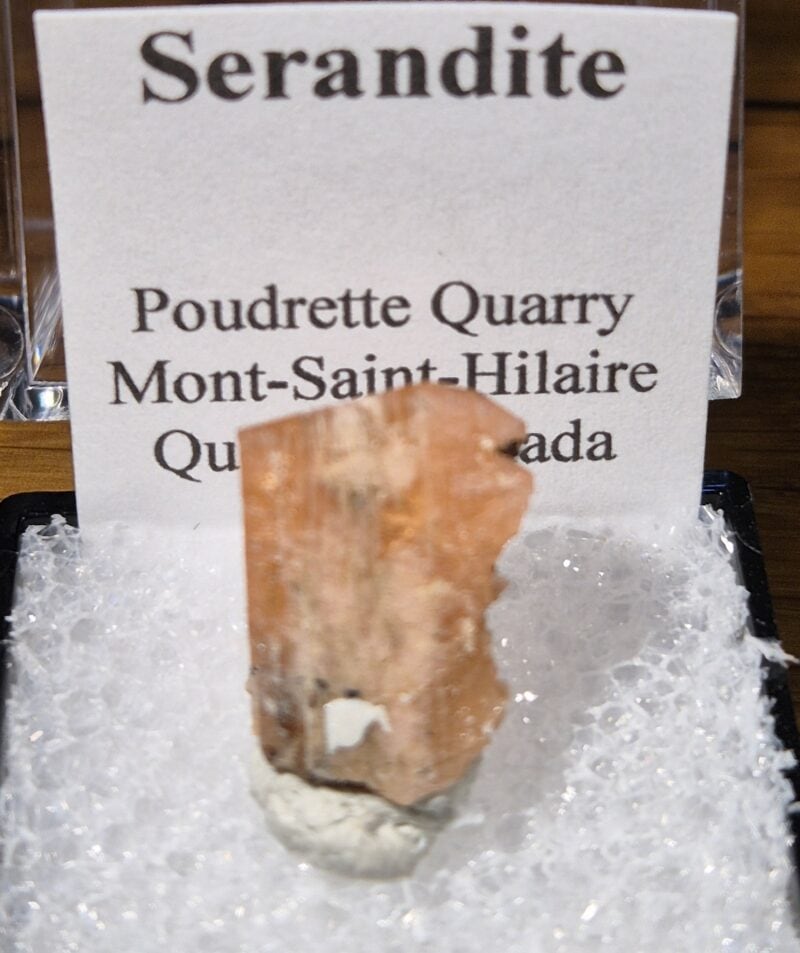 Serandite