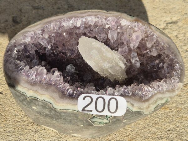 Calcite dans géode Améthyste1