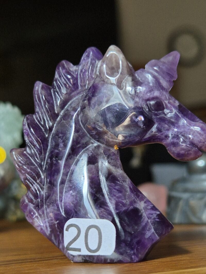 Licorne en Améthyste 