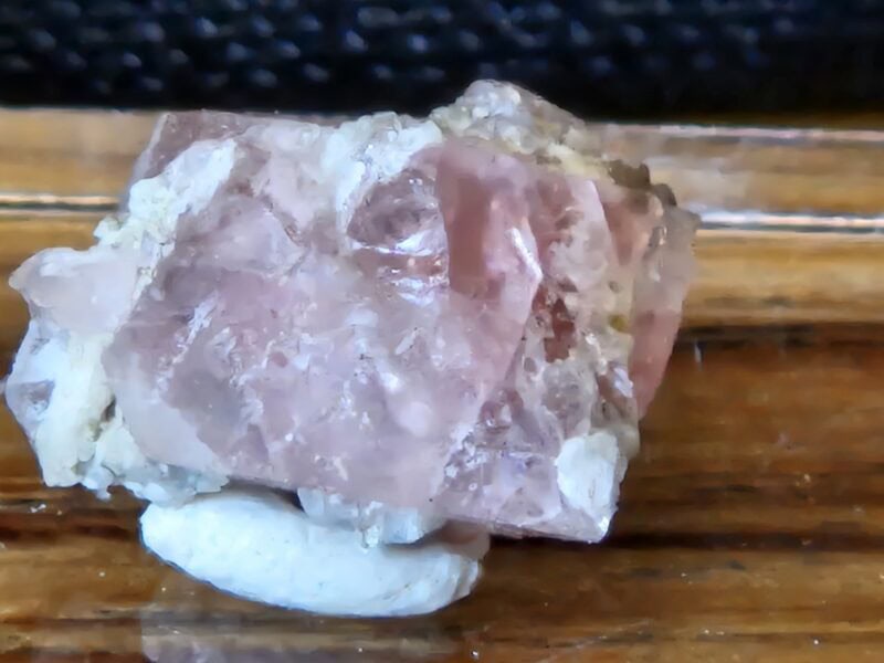 Fluorite Rose Mont Blanc1