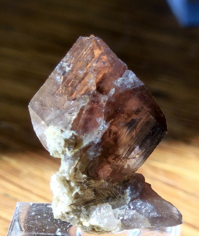 Axinite cristal limpide