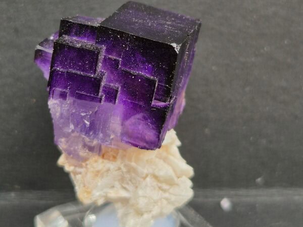 Fluorine violette Akesu Chine